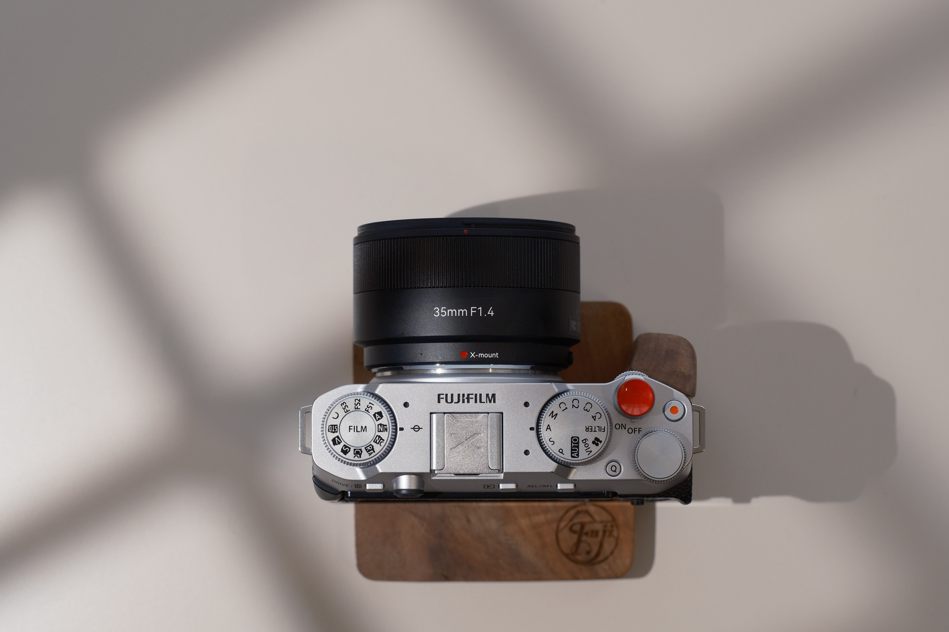 7Artisans 35mm f1.4 – Budget Beauty With A Missed Opportunity